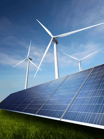 Équipe Dispac Énergies sur un chantier d'installation solaire
