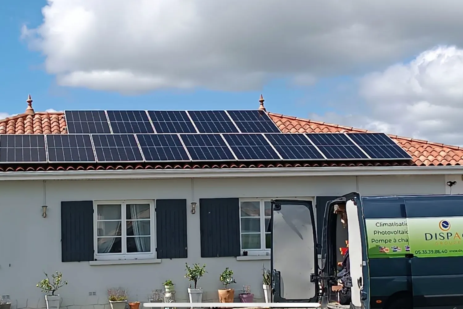 Pose de panneaux photovoltaïques en toiture à Labenne par DISPAC Énergies